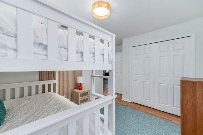 Building Photo - 1136 9th Square