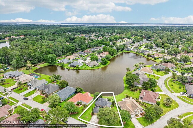 Building Photo - 1629 Sandy Springs Dr