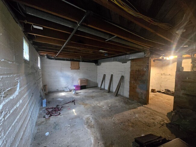 Building Photo - Spacious and Bright 3B Home in Longmont Available for July. Great Location!
