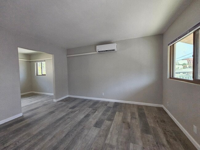 Building Photo - Bahama Palms