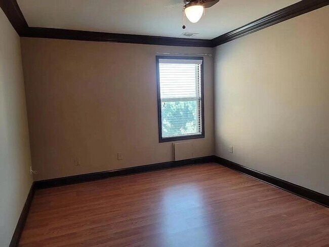 Building Photo - 3756 Lake Haven Way
