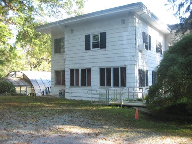 Primary Photo - 109 Webbs Hill Rd