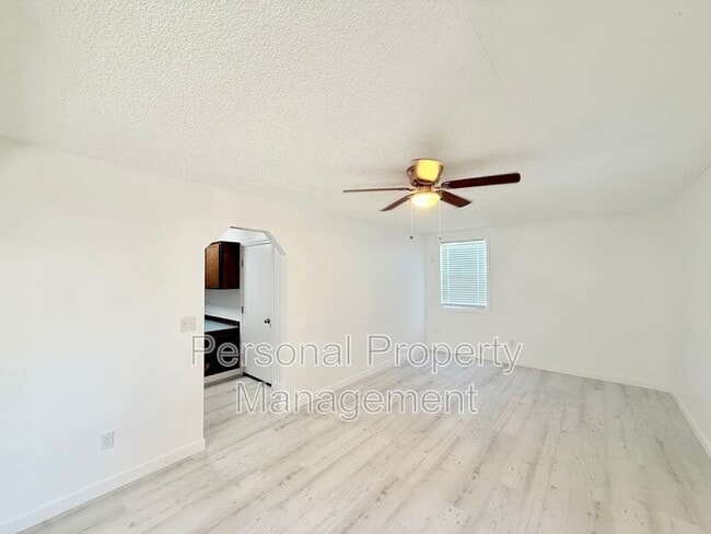 Building Photo - 7415 NE 61st Ave