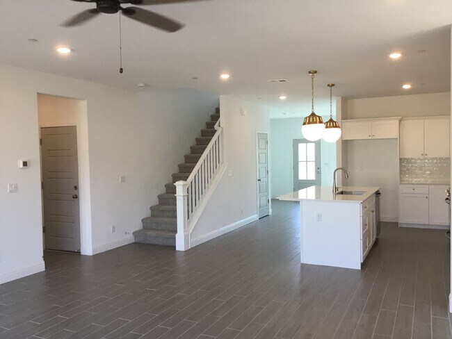 Building Photo - Lennar Home at Riverstone