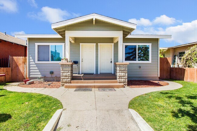 Primary Photo - Olive Avenue Triplex