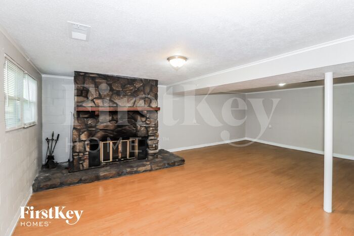 Building Photo - 5152 Rolling Fields Dr