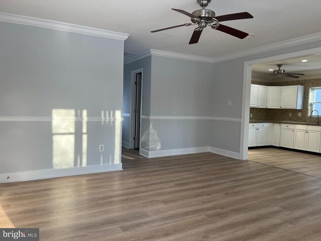 Building Photo - 7925 Ashboro Dr