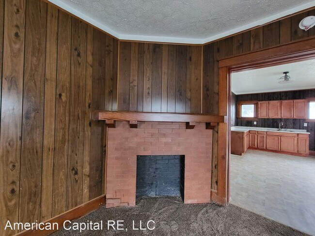 Building Photo - 5 br, 1.5 bath House - 647 Pennsylvania Ave