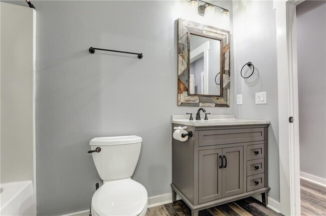 Building Photo - 623 Sweetwater Creek Dr