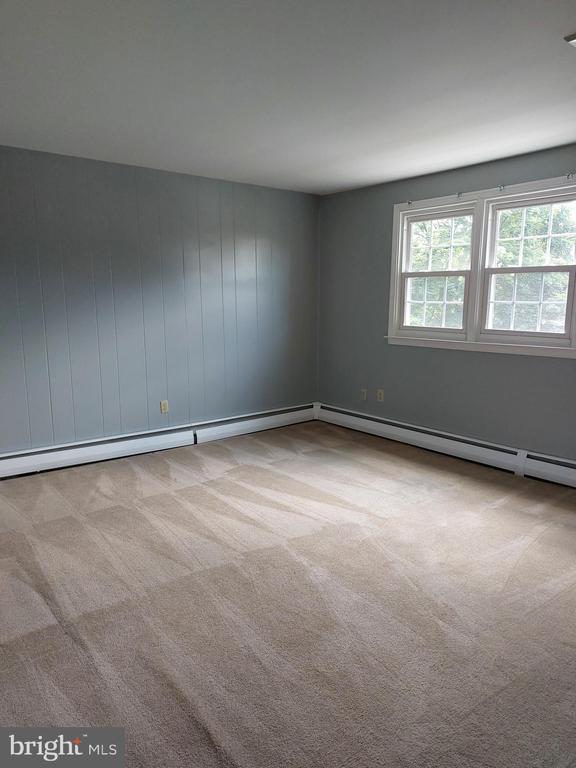 Building Photo - 13 Heatherwood Hill