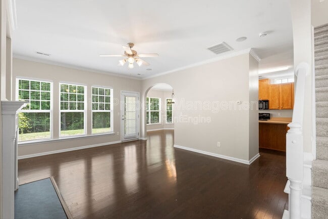 Building Photo - 1141 Hammond Dr