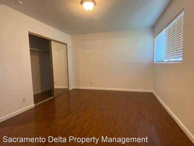 Building Photo - 4 br, 2 bath House - 4009 Bruce Way