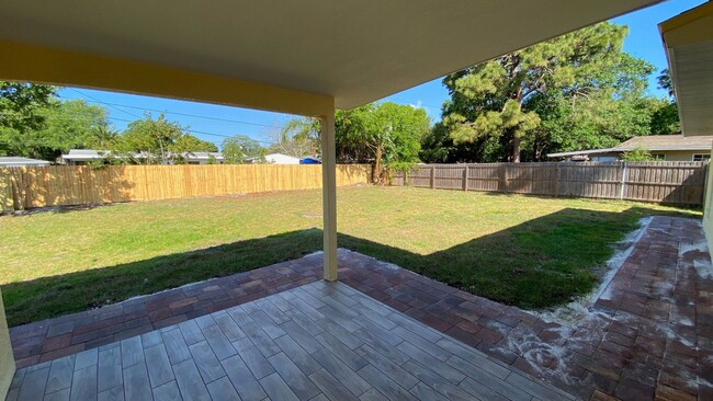 Building Photo - Desoto Lakes 4Bed/2bath Home with Fenced Yard