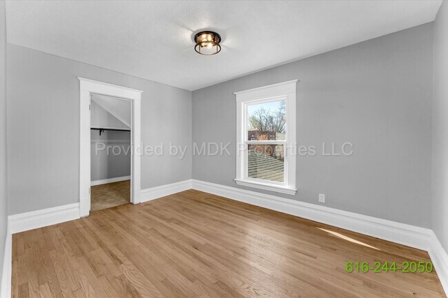 Building Photo - STUNNING REMODEL!!! Extremely Spacious 3 Bedroom (Extra Room) Home!! SECTION 8 APPROVED! (Handica...