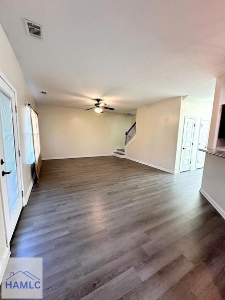 Building Photo - 60 Creekside Dr N West