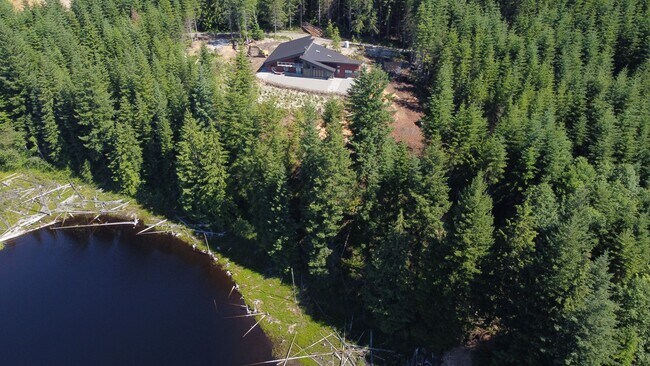 Building Photo - 5bd/3.5ba Monroe Home