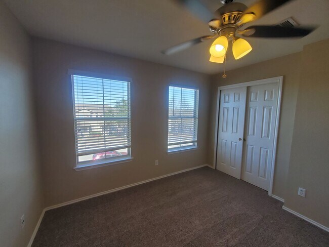 Building Photo - 14001 Cambourne Dr