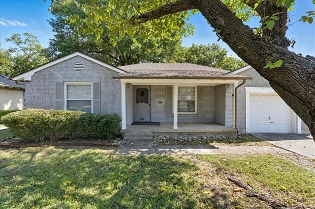 Building Photo - 6902 E Mockingbird Ln