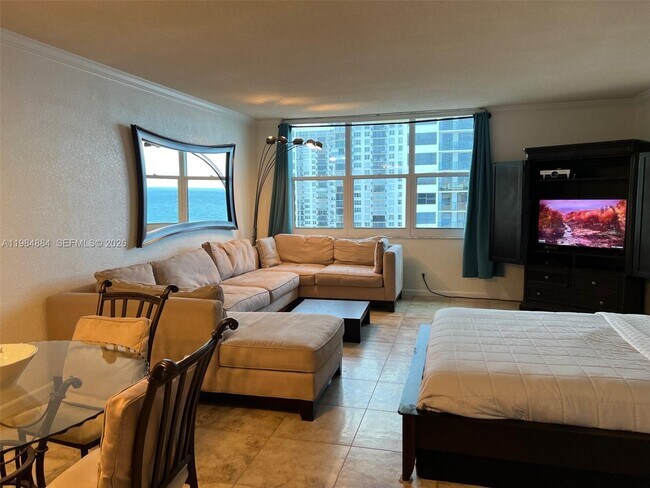 Building Photo - 2501 S Ocean Dr