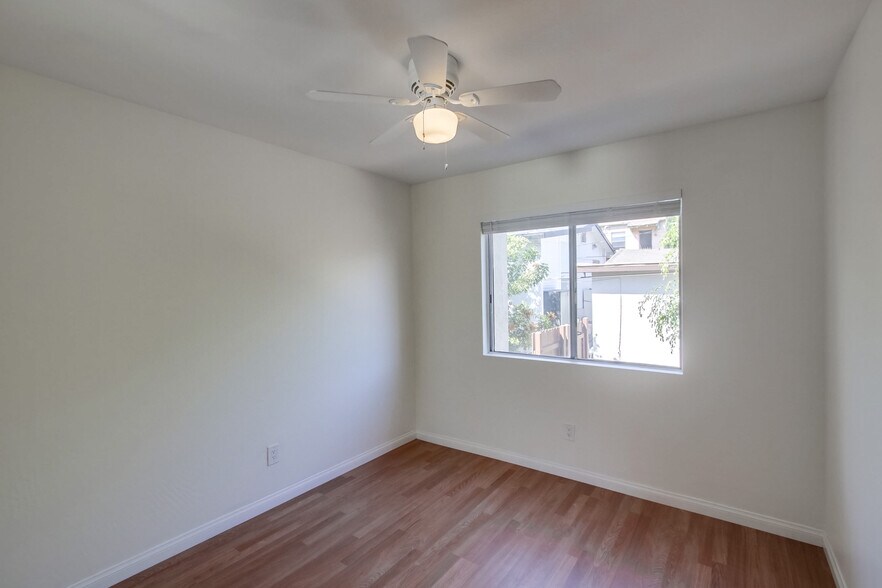 Building Photo - 2724 K St