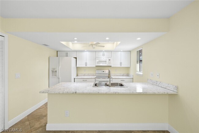 Building Photo - 3212 SE 1st Ct