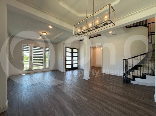 Building Photo - 14697 Valley Trl