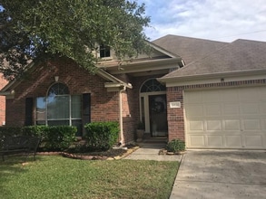 Building Photo - 16626 Morning Shadows Way