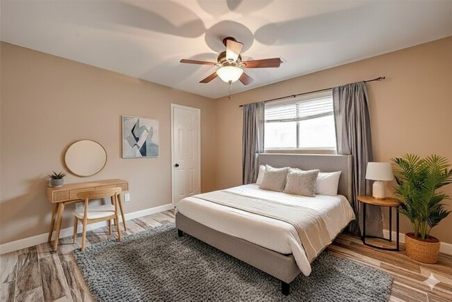 Building Photo - 1902 Sedgie Dr