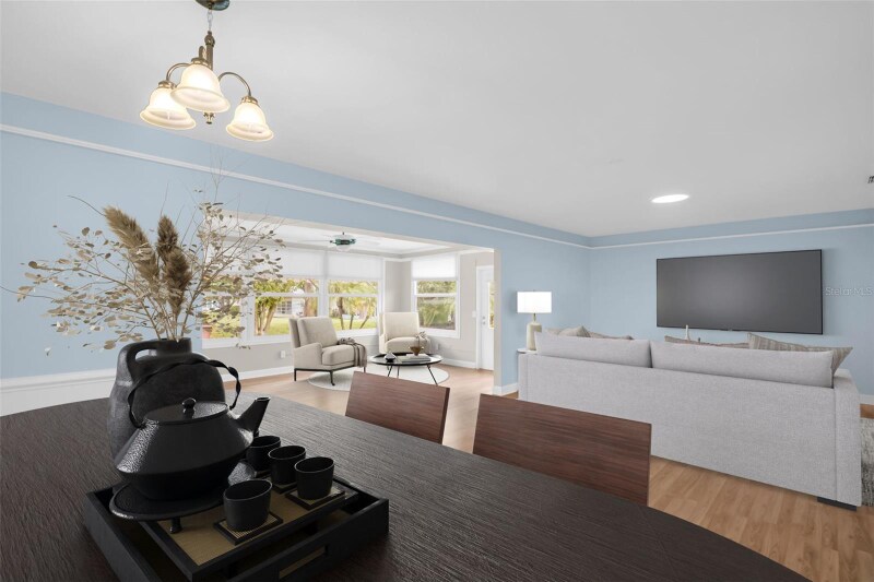 Building Photo - 2336 Malcolm Dr