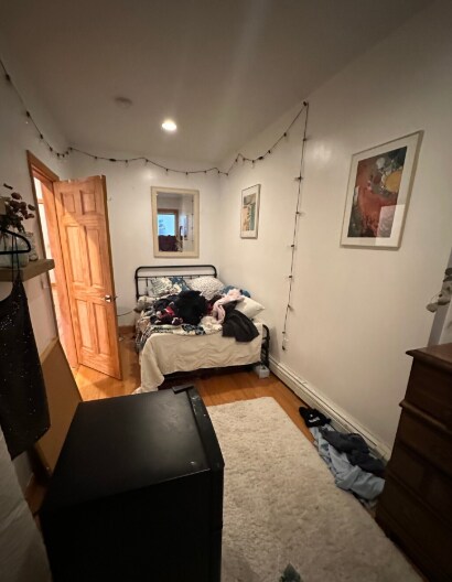 Building Photo - 25 Gibbs St