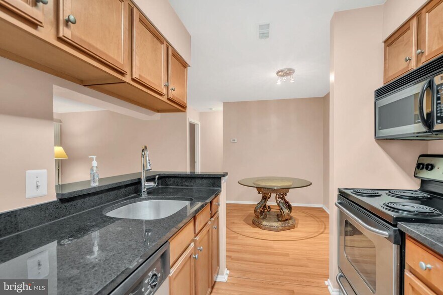 Building Photo - 1783 Jonathan Way