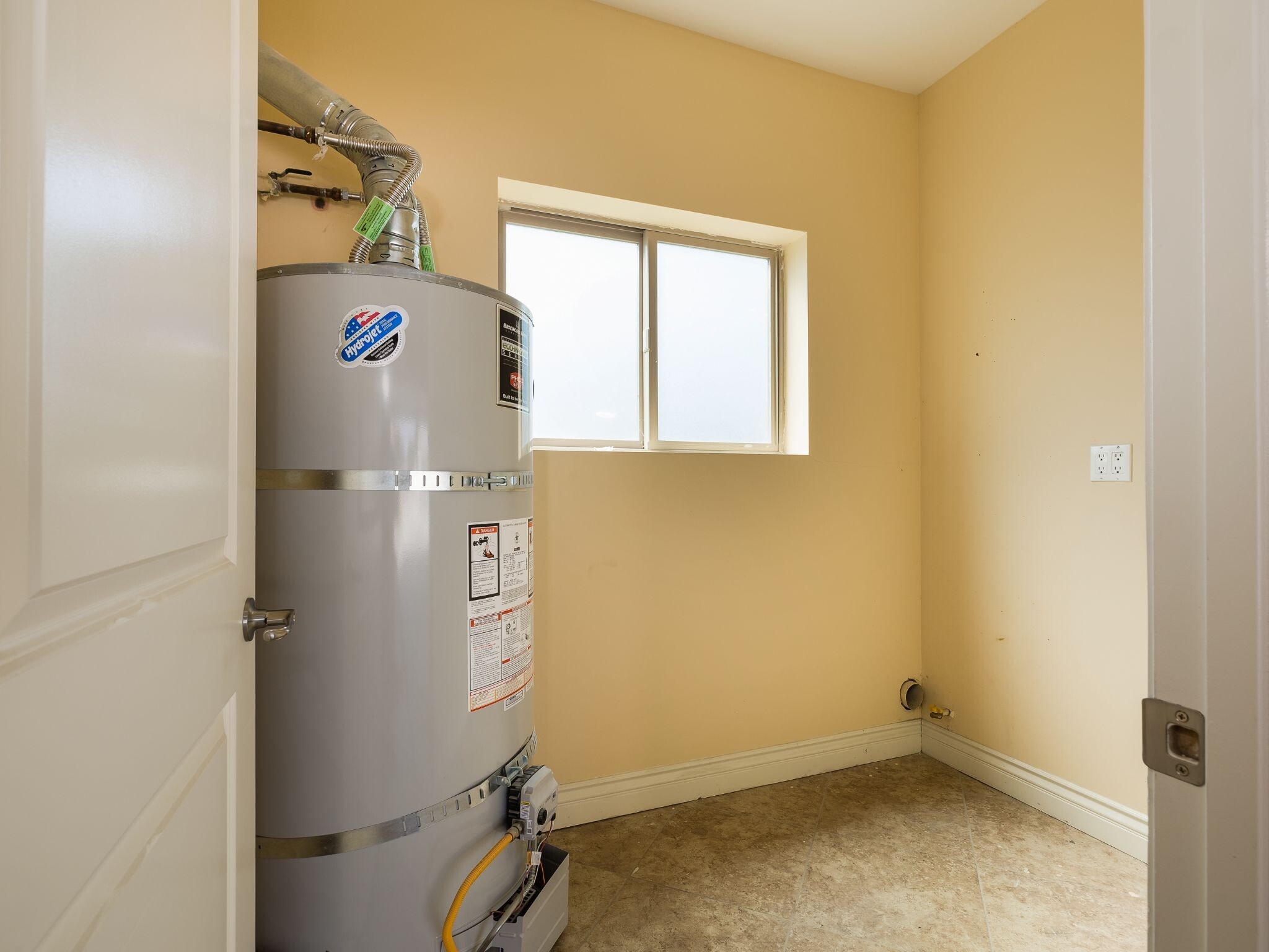 Building Photo - 4952 W 112th St