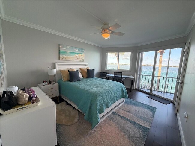 Building Photo - 775 John Ringling Blvd