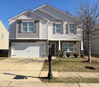 Building Photo - FOR RENT – 3BR / 2.5BA Garden Home with 2-Car Garage