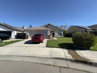 Building Photo - Charming 3-bedroom, 2-bathroom home located in the desirable neighborhood of Tracy!