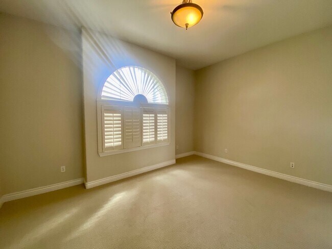 Building Photo - 3603 Fieldview Ct