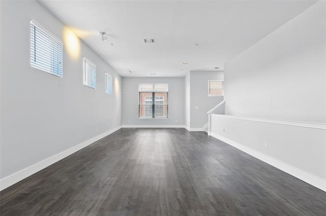 Building Photo - 4412 McKinney Ave