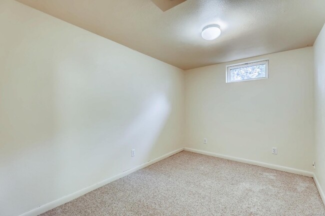 Building Photo - 3048 W 134th Pl