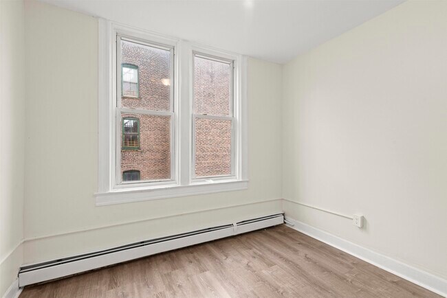 Building Photo - 49 Leonard St