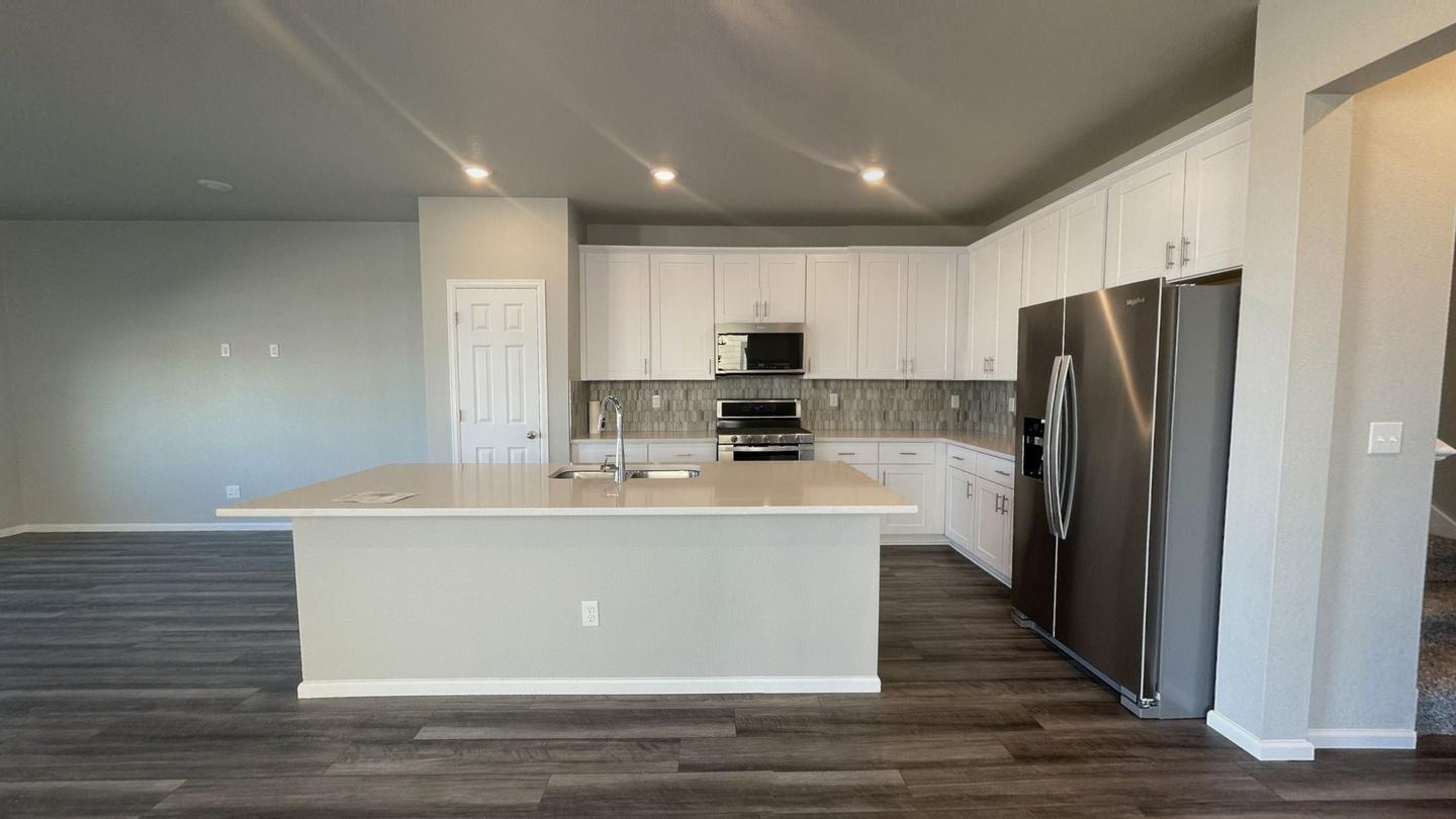 Building Photo - Stylish Henderson duplex near Barr Lake State Park