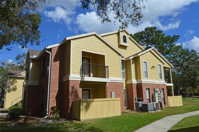 Building Photo - 8625 Mallard Reserve Dr