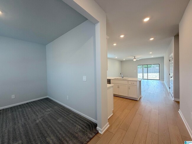 Building Photo - 14707 Mountain Strm Dr