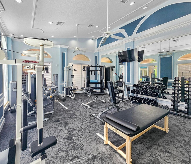 Building Photo - 5058 Glenville Dr