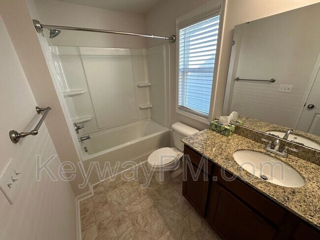 Building Photo - 4150 Thimbleberry Dr