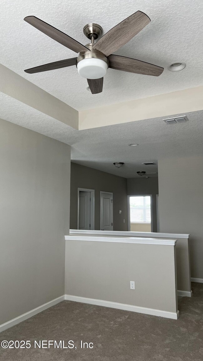 Building Photo - 742 Cherry Elm Dr