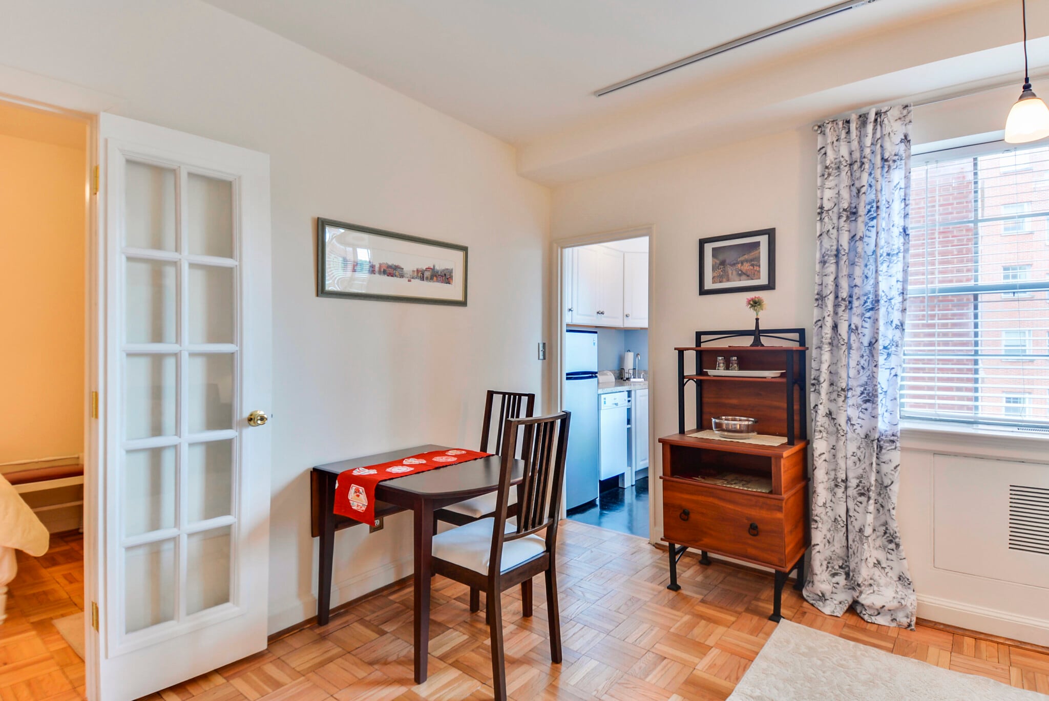 Dining - 3601 Greenway