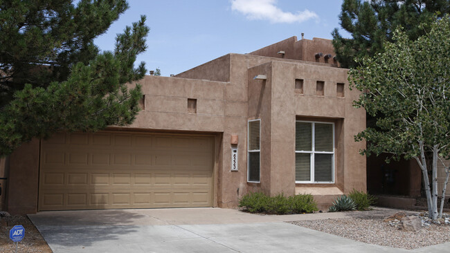 Building Photo - 6223 Goldfield Pl NE