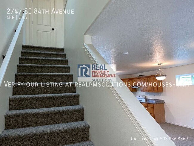 Building Photo - 2747 SE 84th Ave