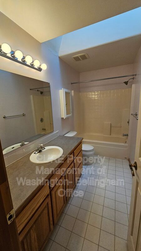 Building Photo - 3800 Megan Ln