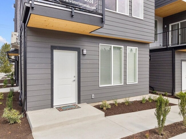 Building Photo - Brand New Construction 1 bed 1 Bath Availa...